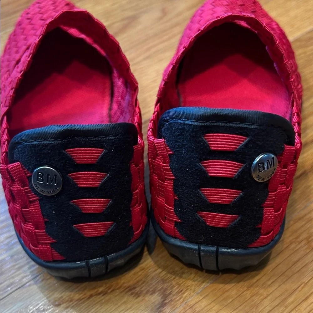 bernie mev. Kids woven Mary Jane slip on little Red Dress Shoes 1.5-2 kids new